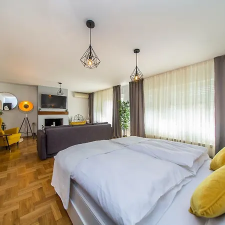 Houzzz21 Guest house 4*